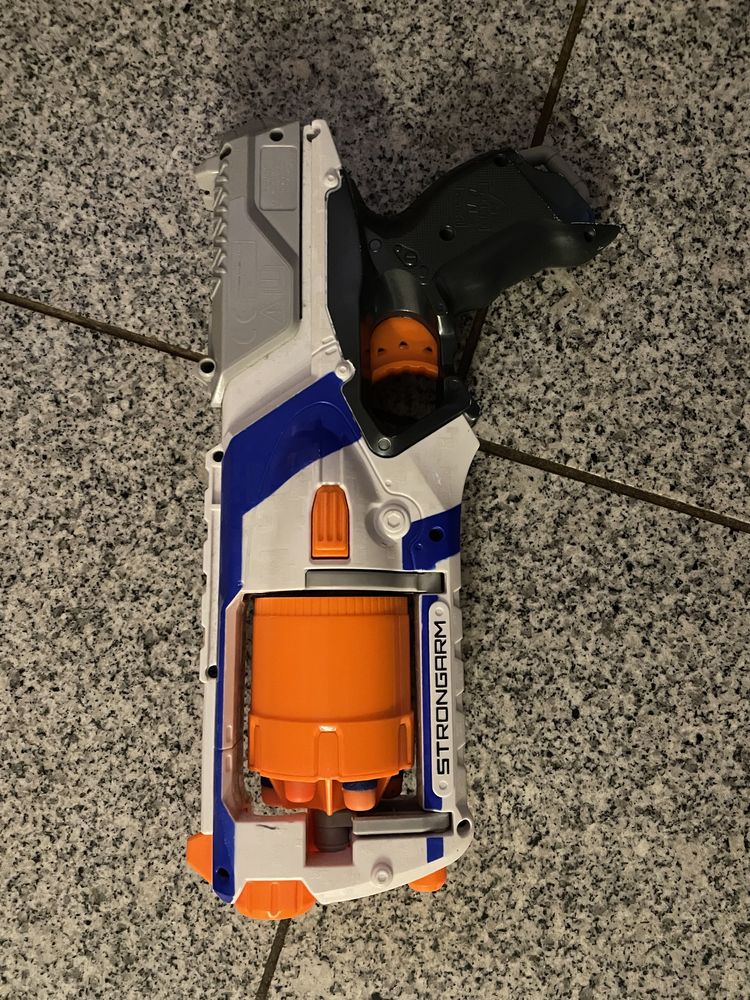 Pistolet Nerf Strong Arm