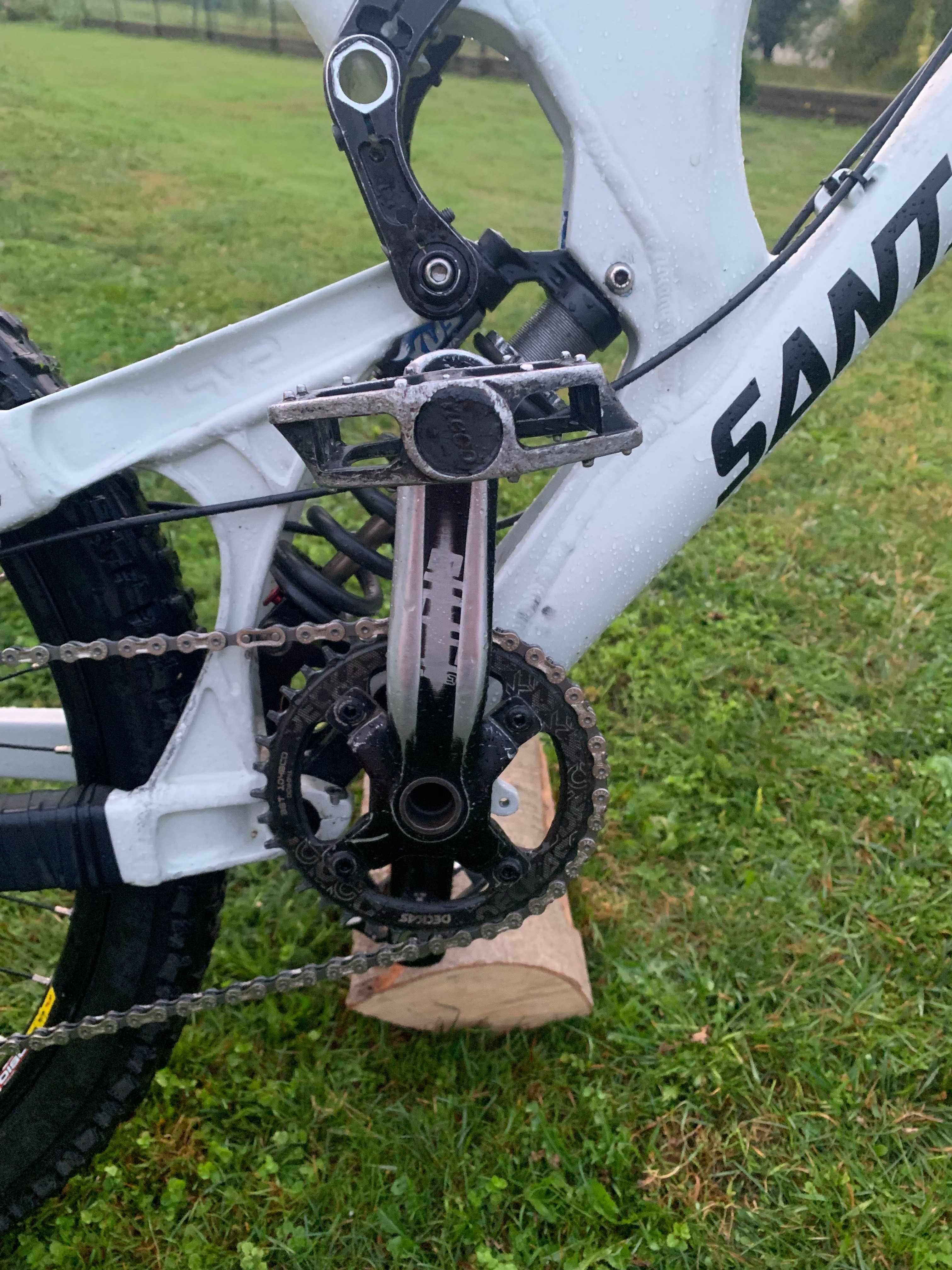 Rower jak Santa Cruz v10