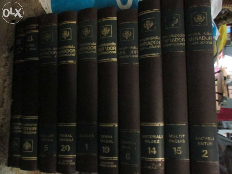 Enciclopédia Completa com 20 volumes