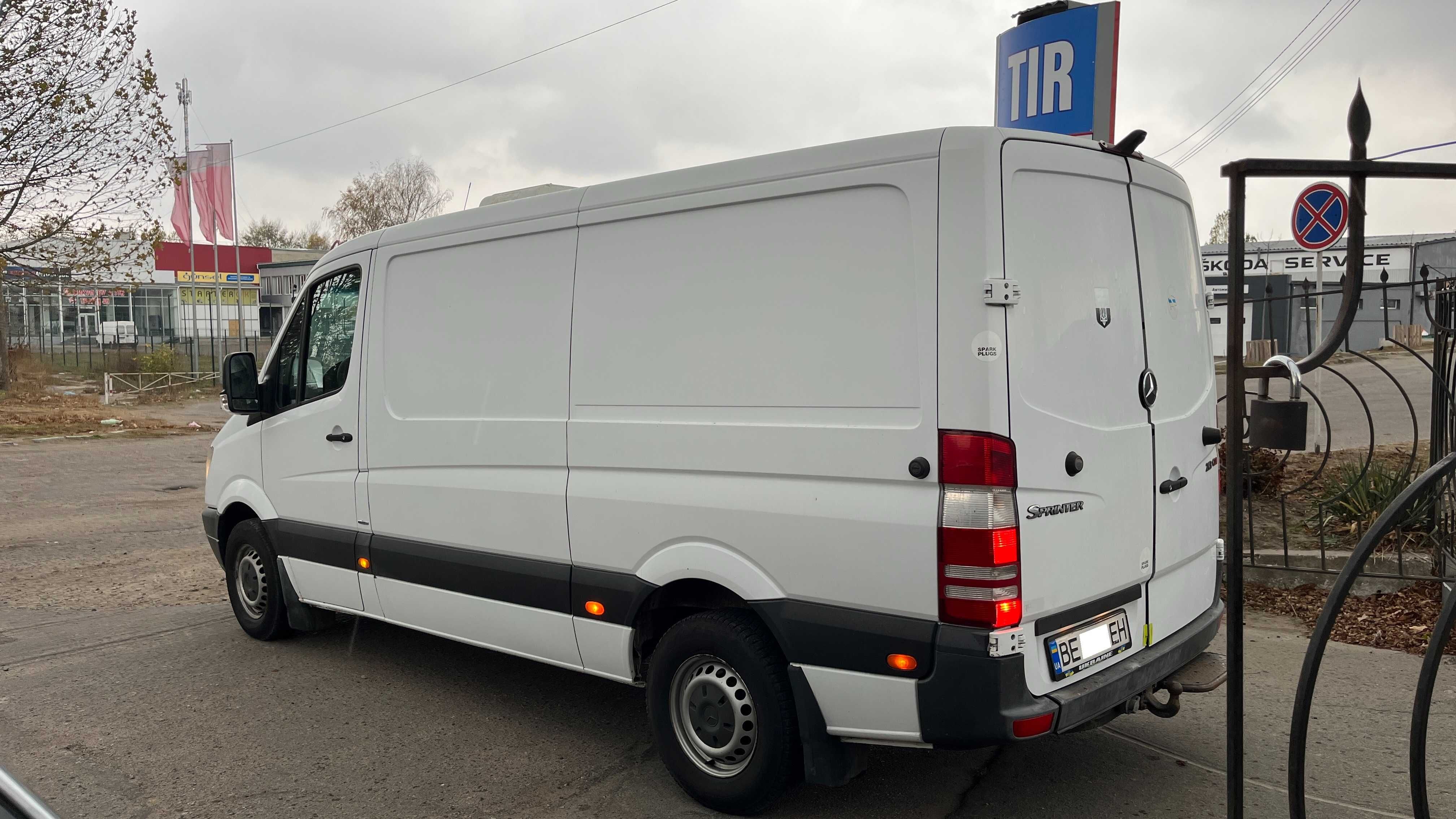 Продам автомобиль Mercedes-Benz Sprinter 213 CDI Ізотермічний 2011 г.