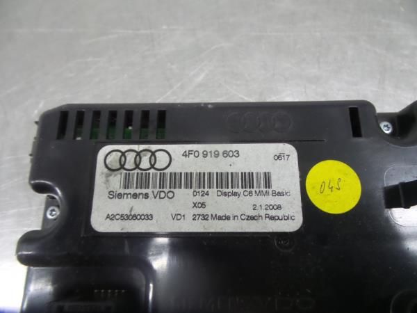 Display / ecrã de informações AUDI A6 (4F2, C6)
