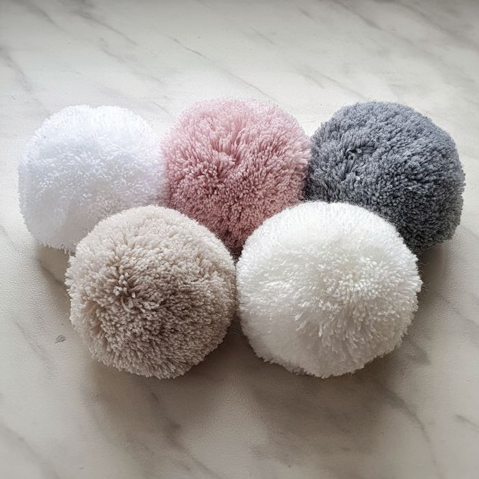 Wózek dla lalek wysoki miętowy +gumowane koła wiklinowy handmade