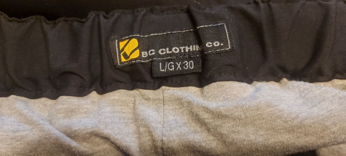 Spodnie z paskiem.turystyczne .męskie rozmiar L/G X30 firmy  BC CLOTHI