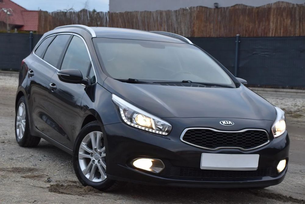 Kia Ceed Kia Ceed 1,6 CRDI, 110KM, Navi, Alu, Chrom