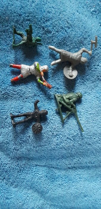 Figurki żołnierzy PRL