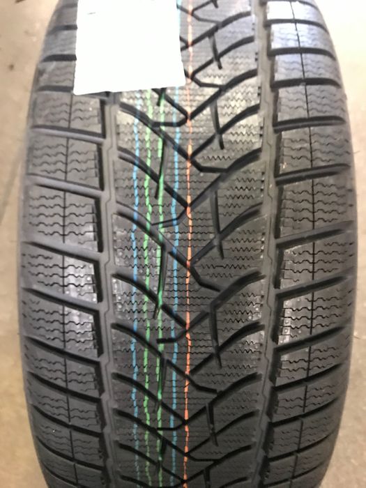 Opona 255 45 R20 Dunlop Zima