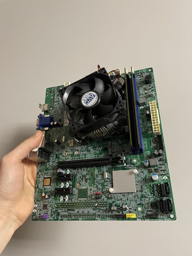 Комплект 1151 ECS H110H4-EM/i3 6100/8GB/кулер