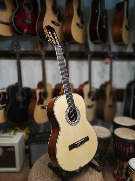 ELMIRA C-40 gitara klasyczna 4/4 C40