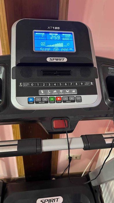 Бігова доріжка SPIRIT XT 185.16