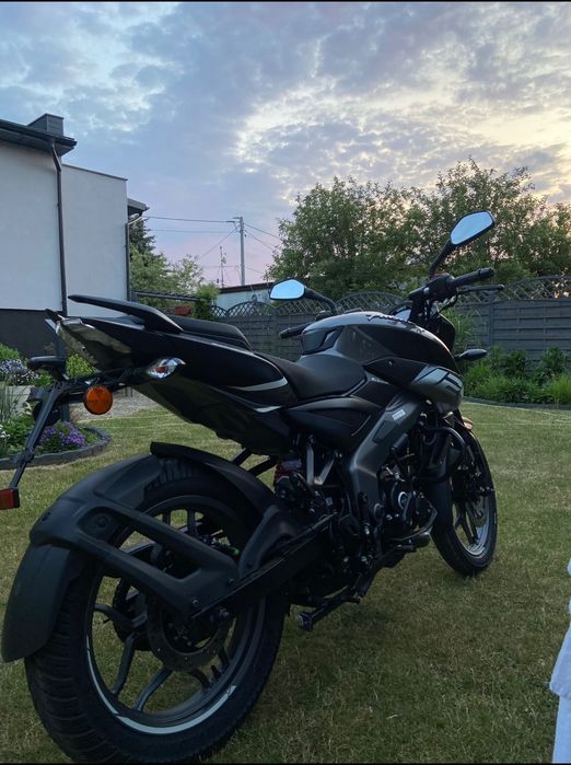 Motor Bajaj pulsar 125. Niski przebieg 2050km.