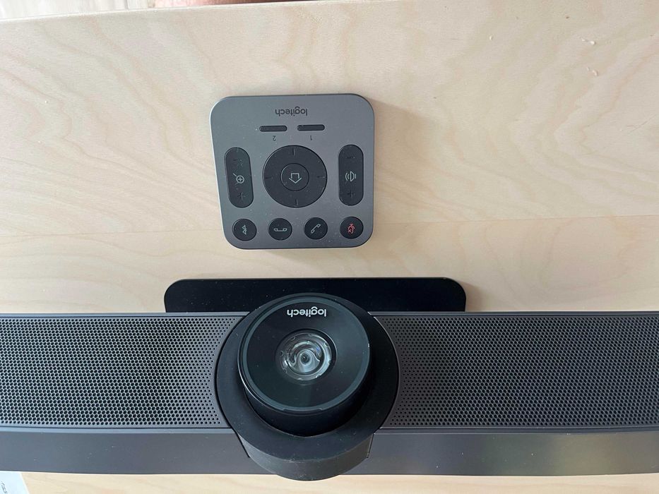 Logitech Meetup Câmera para Conferências