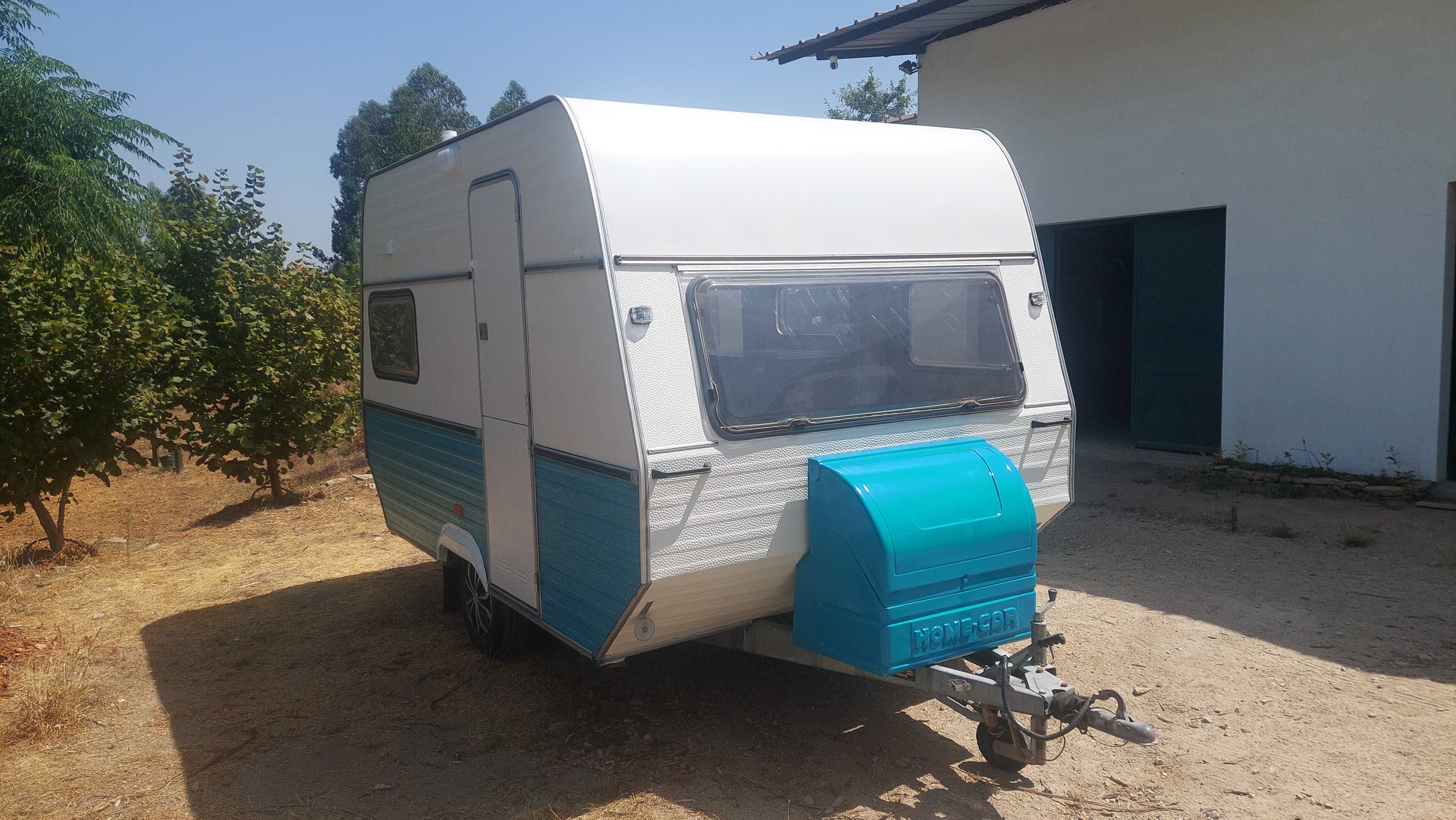 Caravana Home-Car com documentos