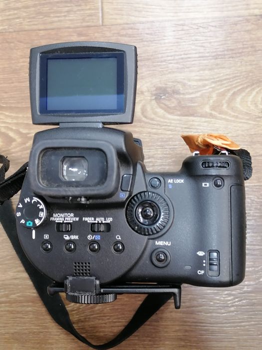 Фотоаппарат Sony DSC-R1 + Обектив Sony