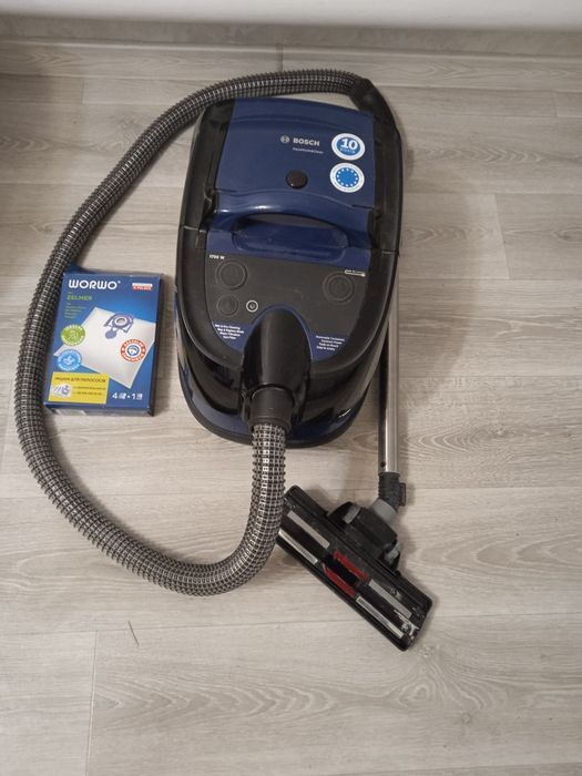 Пилосос Bosch Bwd41700 (миючий)