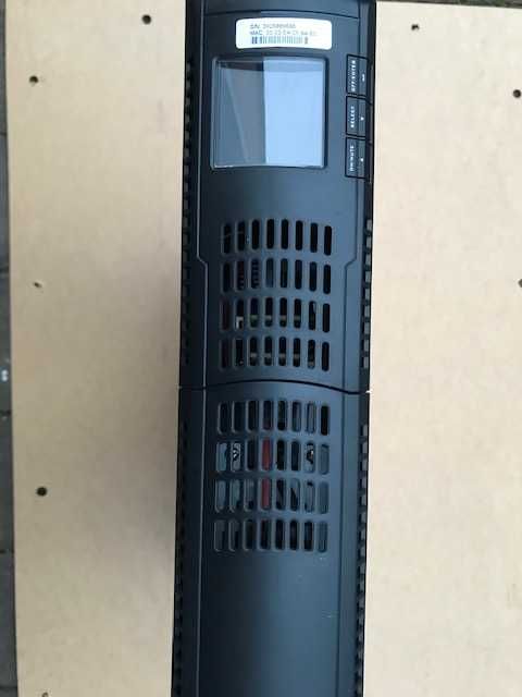 ActiveJet 2000VA AJE-2000R Rack/Tower UPS moc 1600W