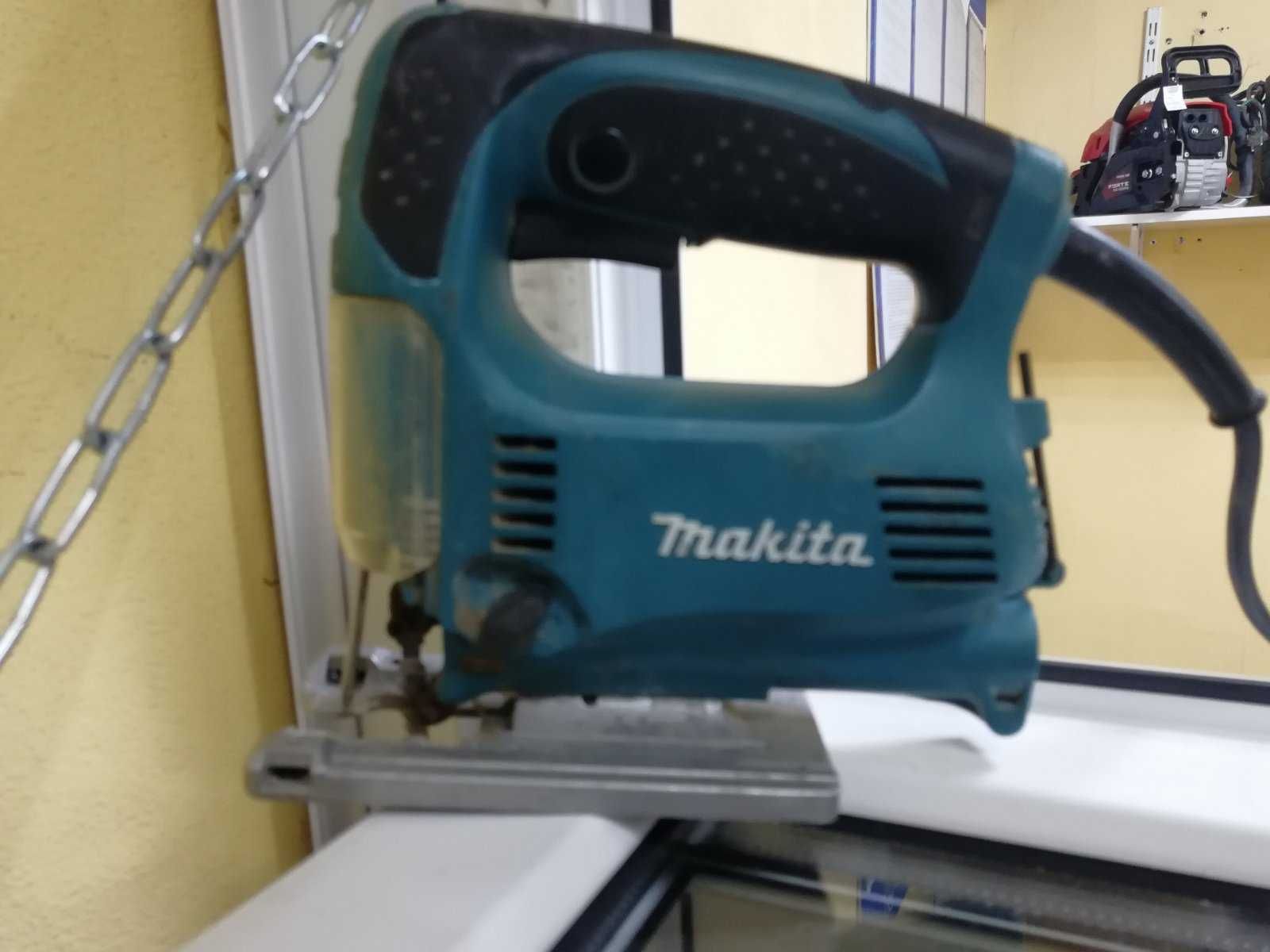 Электролобзик Makita 4329