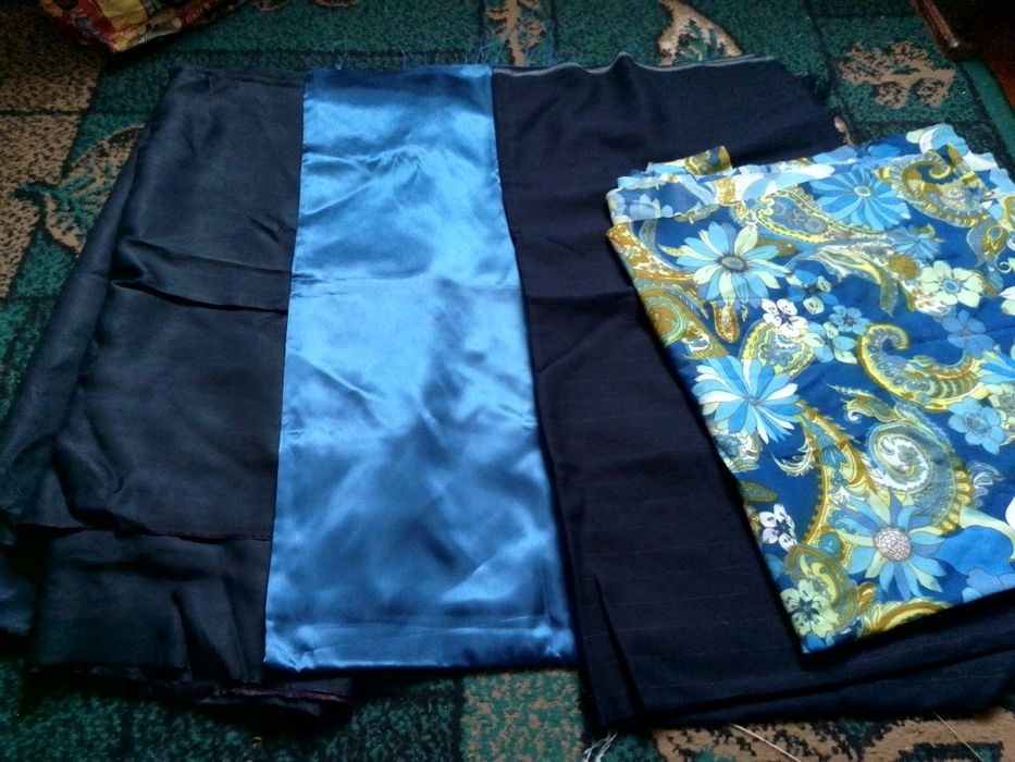 Тканина різна куски