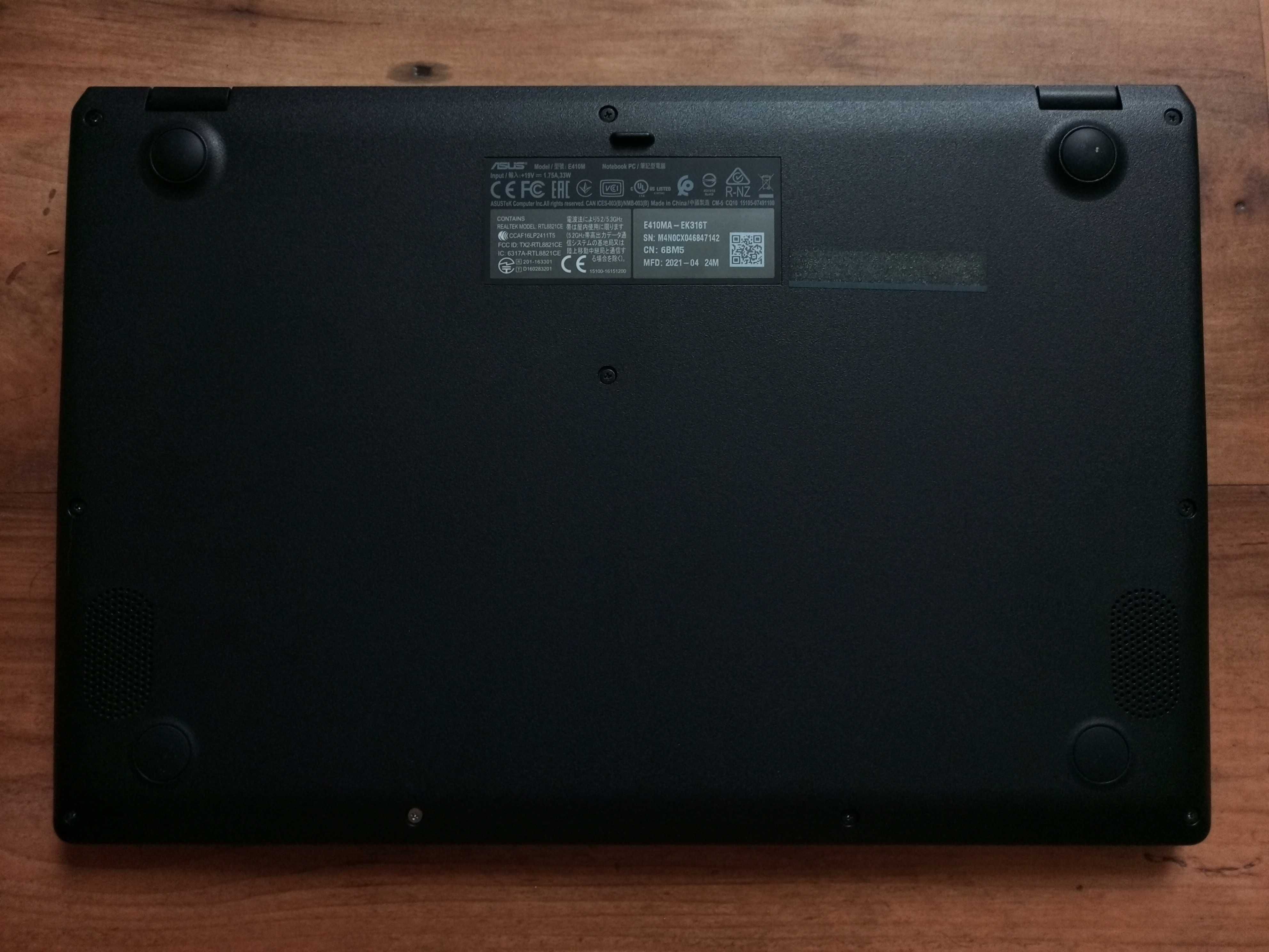 Laptop Asus E410MA, uszkodzony.