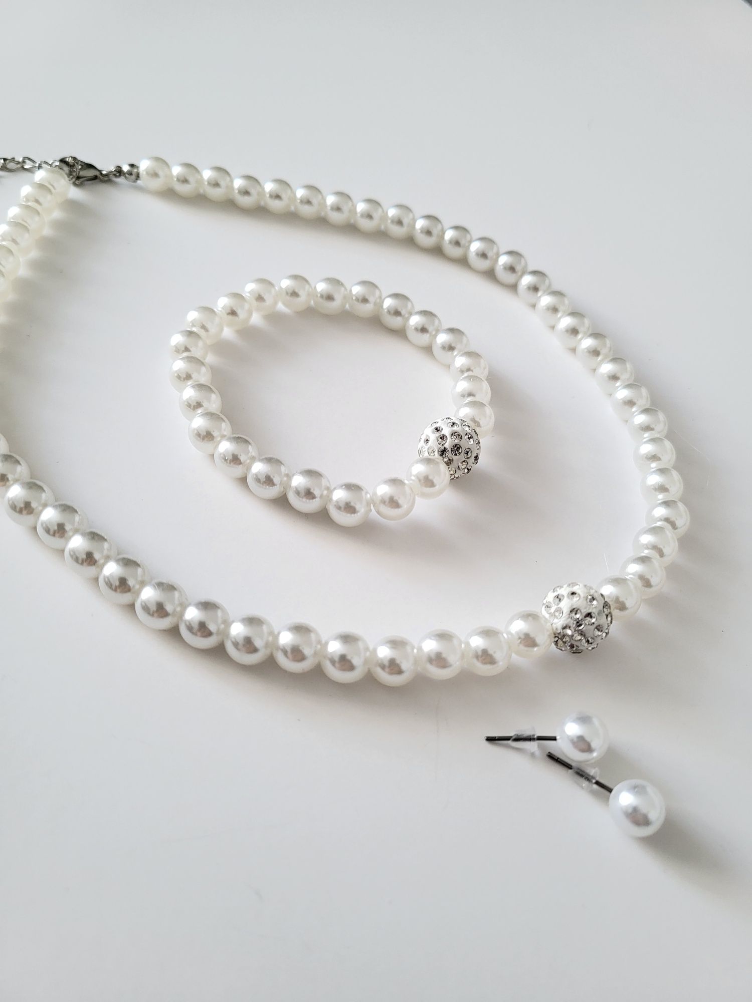 Zestaw biżuterii ze sztucznej perły