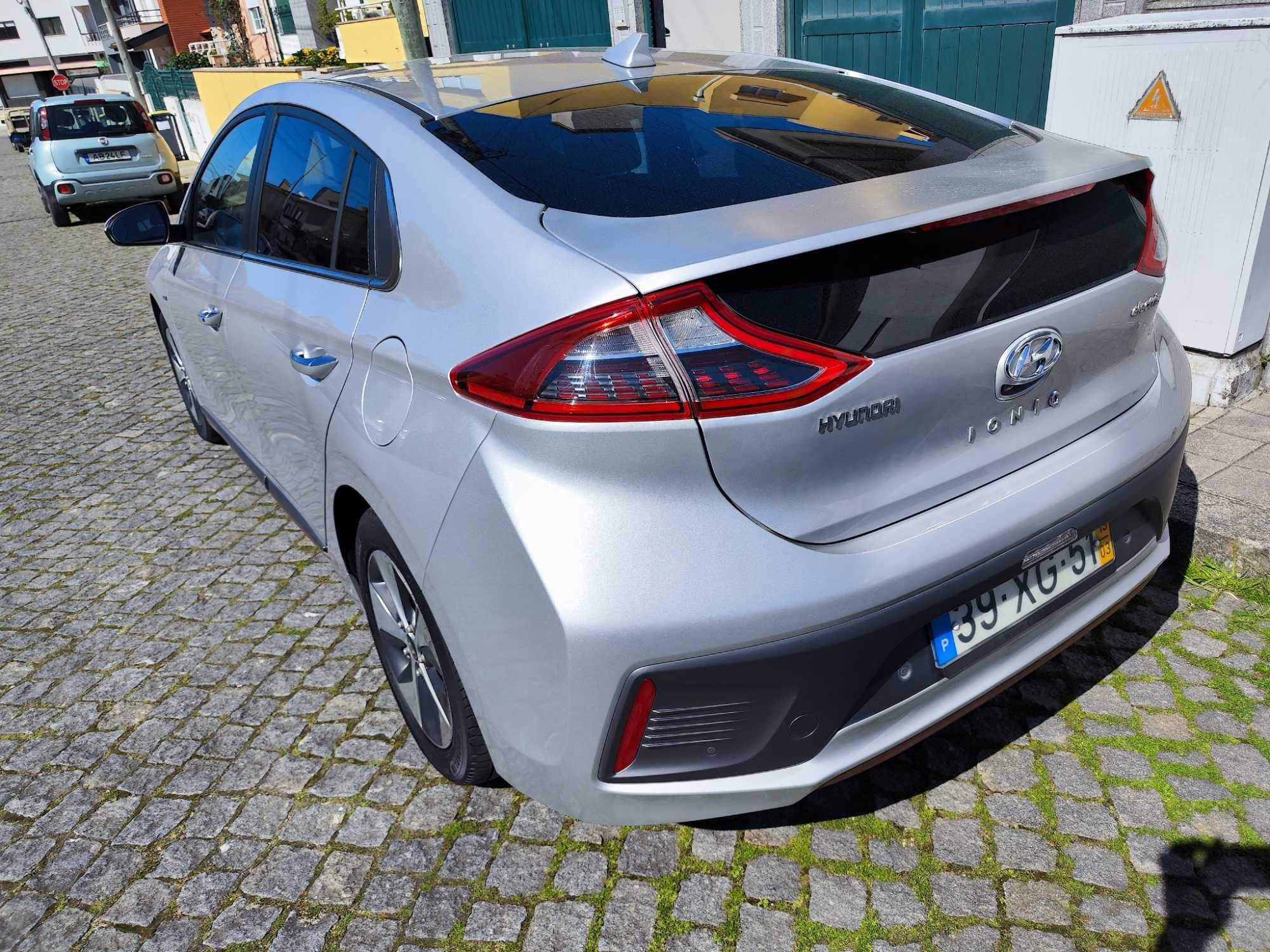 Hyundai Ioniq Elétrico | 2019 | 128.000 km | Automático