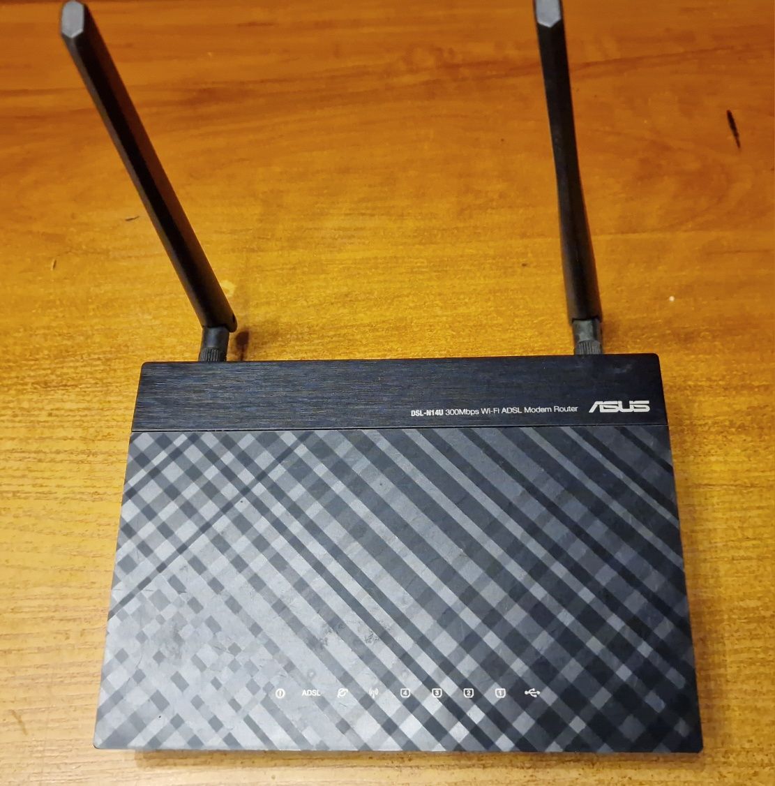 Router Asus DSL-N14U 802.11g, 802.11b, 802.11n (Wi-Fi 4)