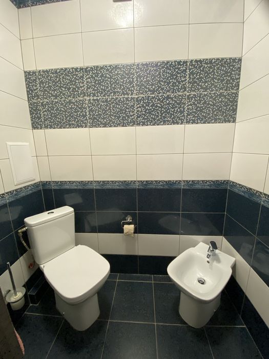 Оренда 2 кімнатної квартири по вулиці Коновальця ( поруч White Center)