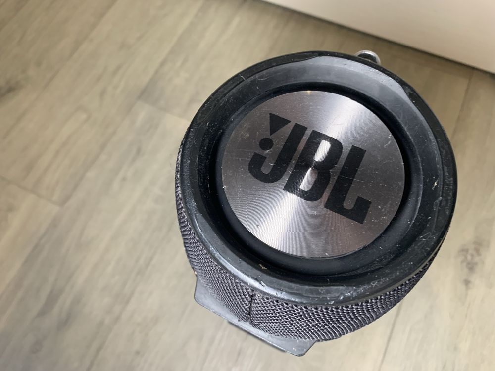 JBL Extreme.