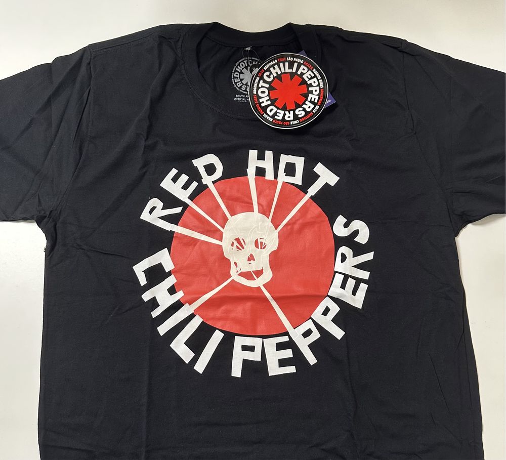 T-shirt Red Hot Chili Peppers nova XL