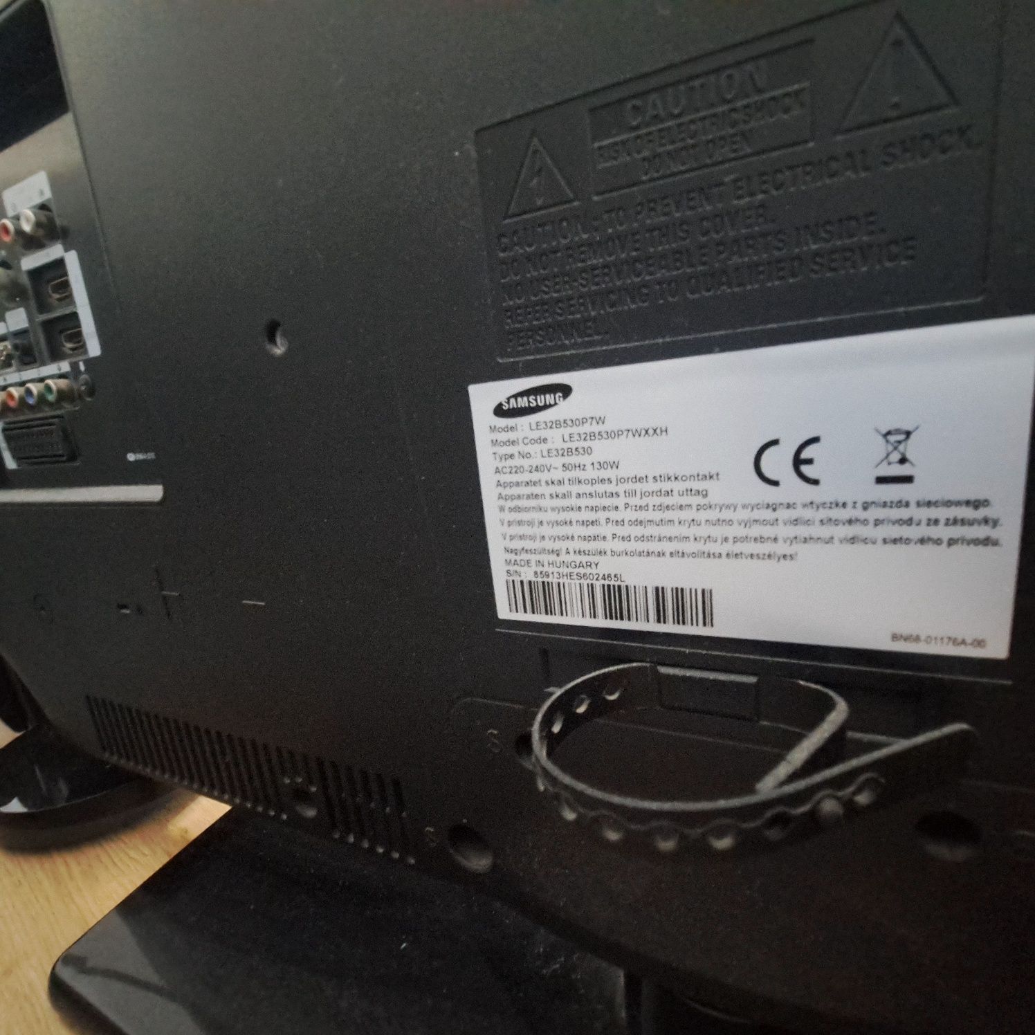 Telewizor 2 sztuki samsung całość paka