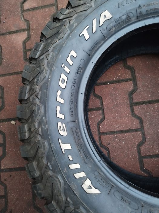 4x opony jak nowe 265/70 r17 121/118s Bfgoodrich all-terrain T/A