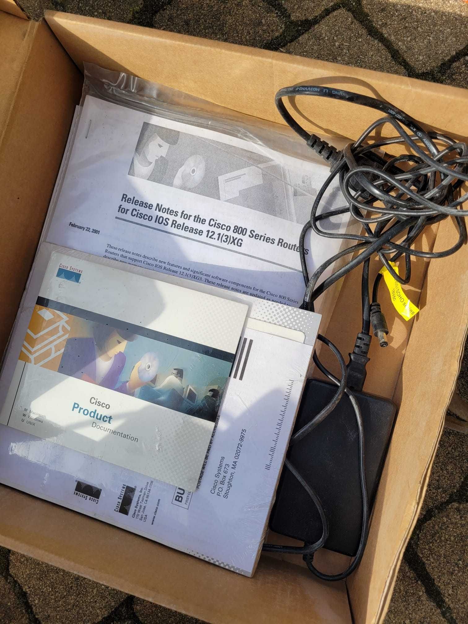 Router Cisco 800