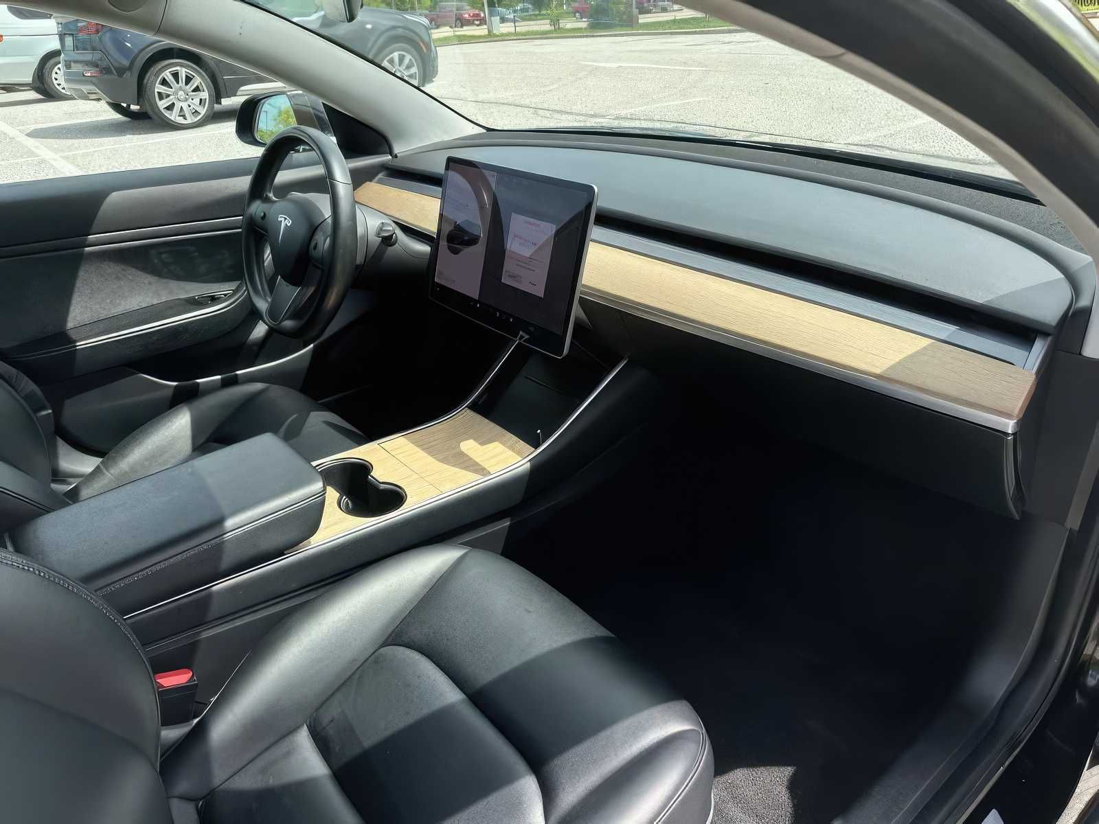 2019 Tesla Model 3 Standard Range