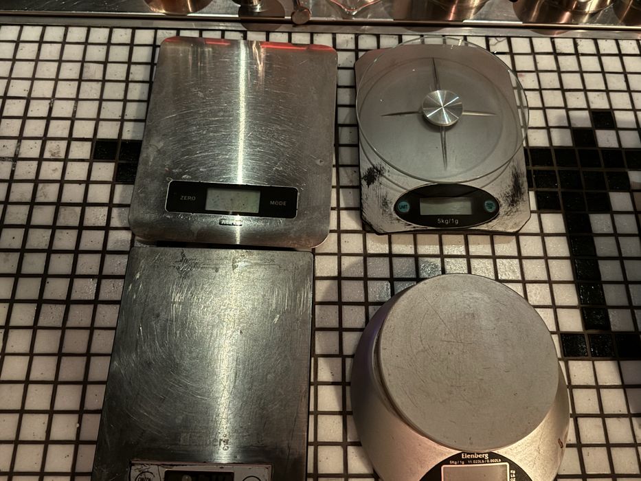 Продам кухонні ваги.