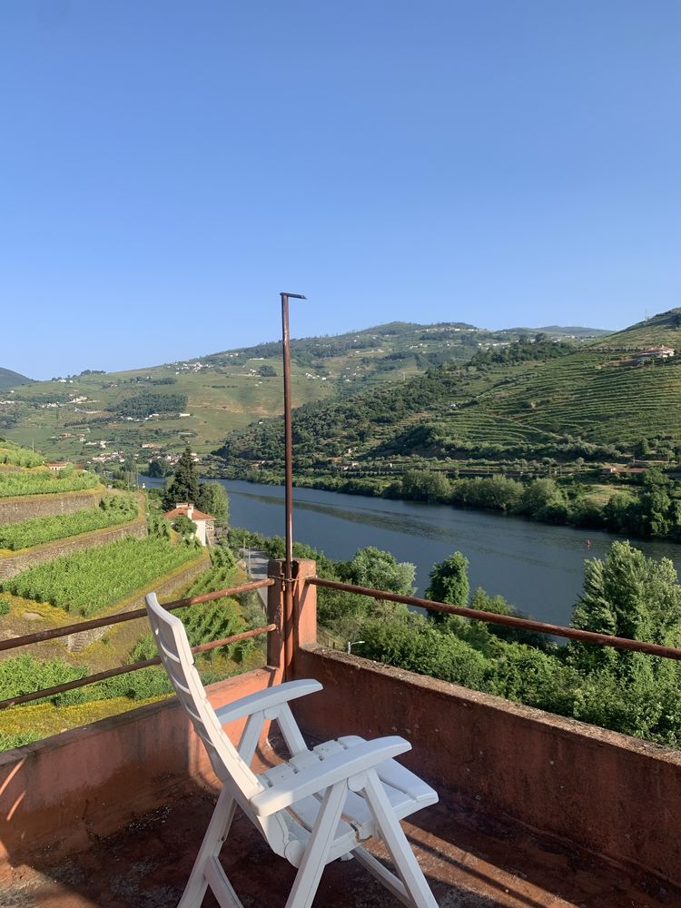 Casa com terraço e Vista Privilegiada para o Rio Douro