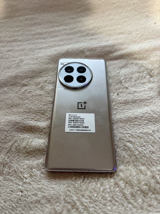 OnePlus Ace 3 Pro 256 ГБ / 16+4 ГБ