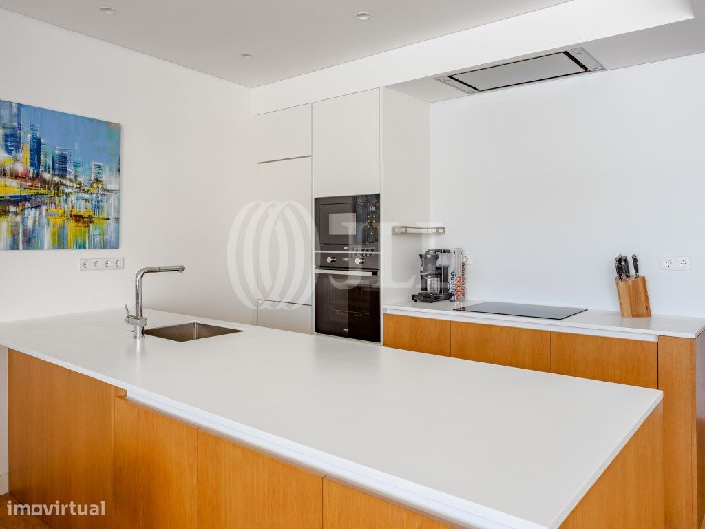 Apartamento T2 com garagem no LAKE 24, em Vilamoura, Algarve