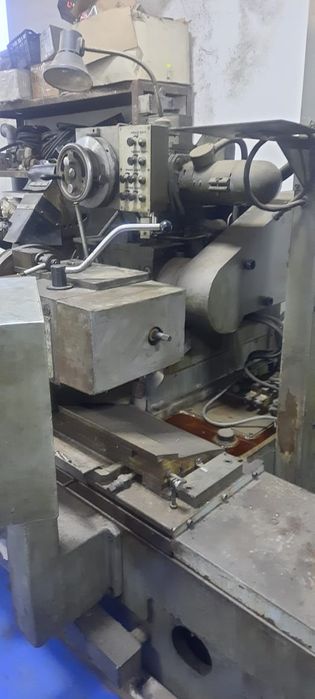 3д4230 Круглошліфувальний верстат напівавтомат.
