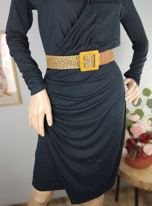 Wiskozowa sukienka midi kopertowa marszczona dopasowana Cubus dekolt V