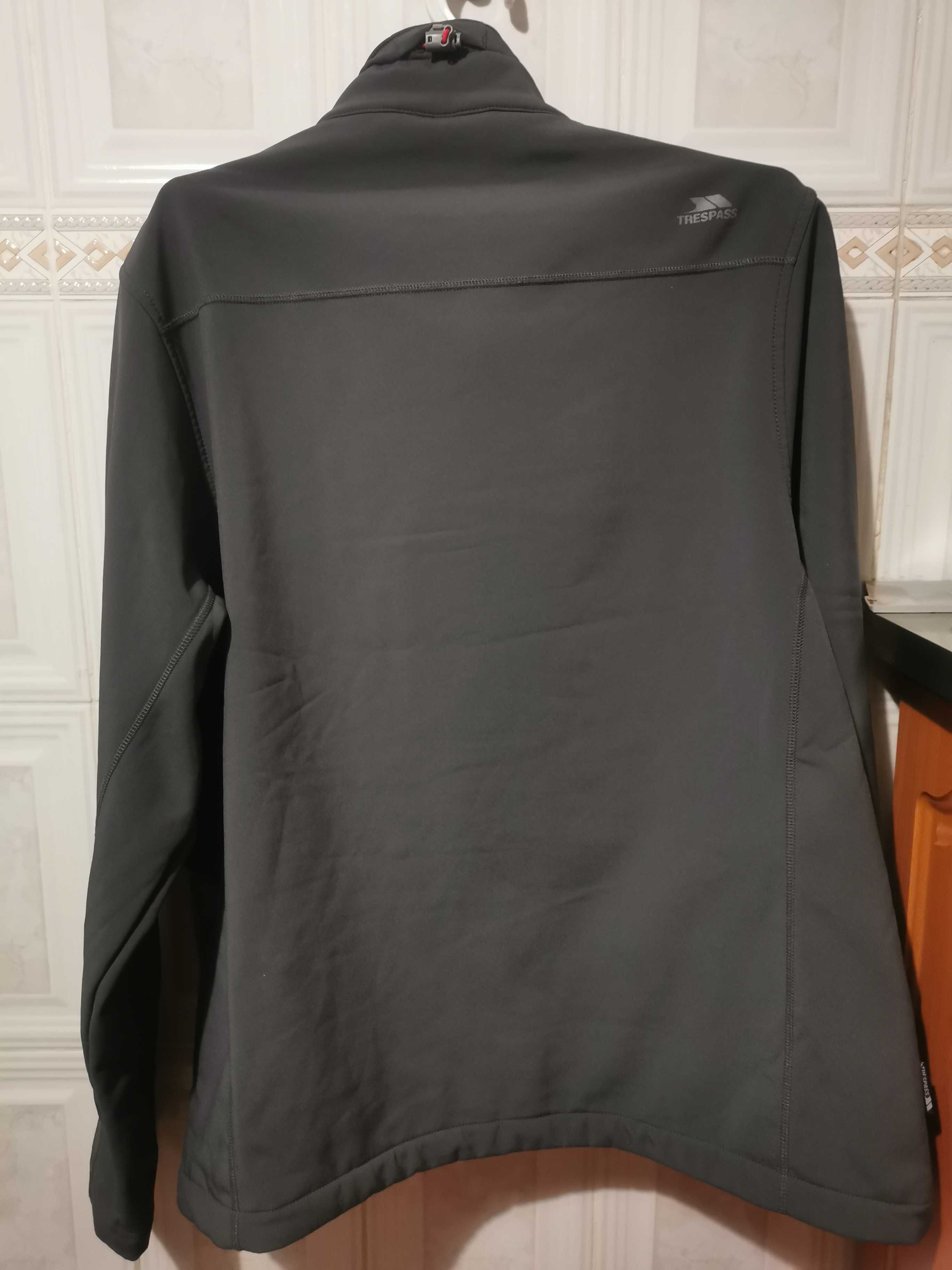 Куртка,курточка softshell для работы,трекинга Trespass.Размер XL