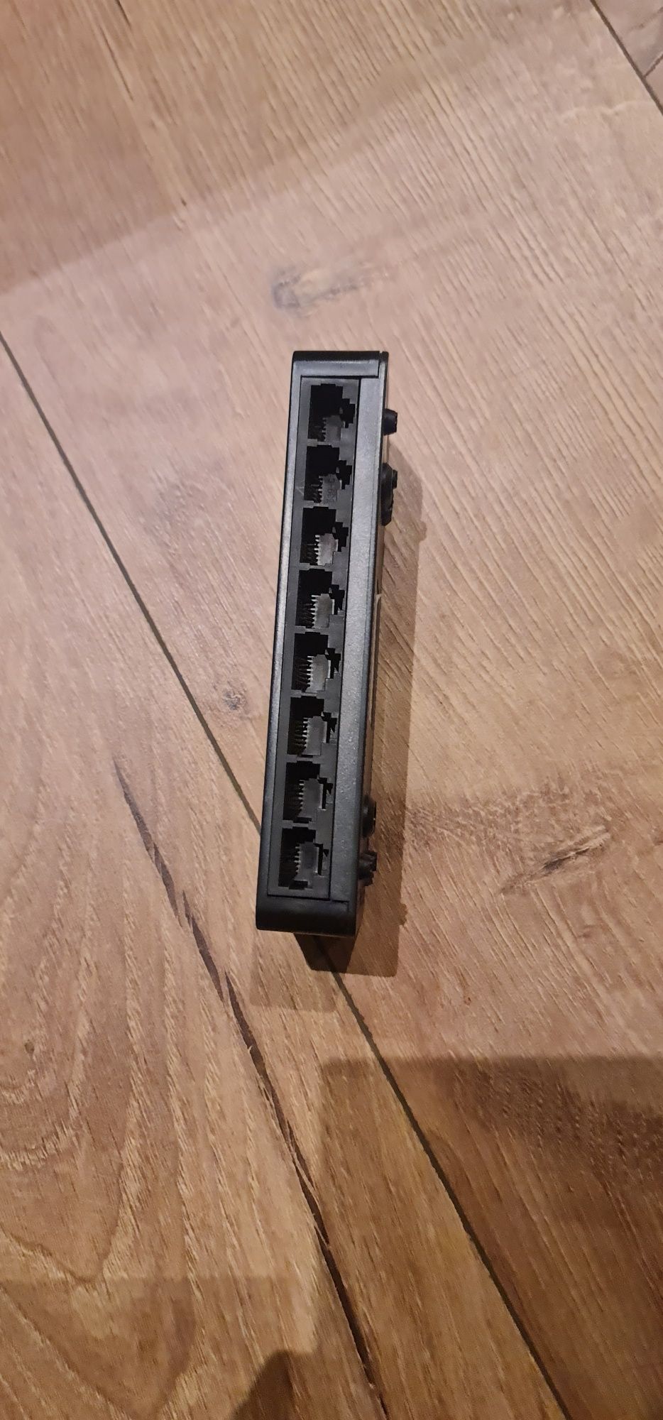 Switch przewodowy Netis ST3108S