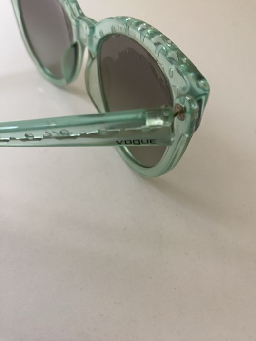 2 pares de oculos de sol #vogue
