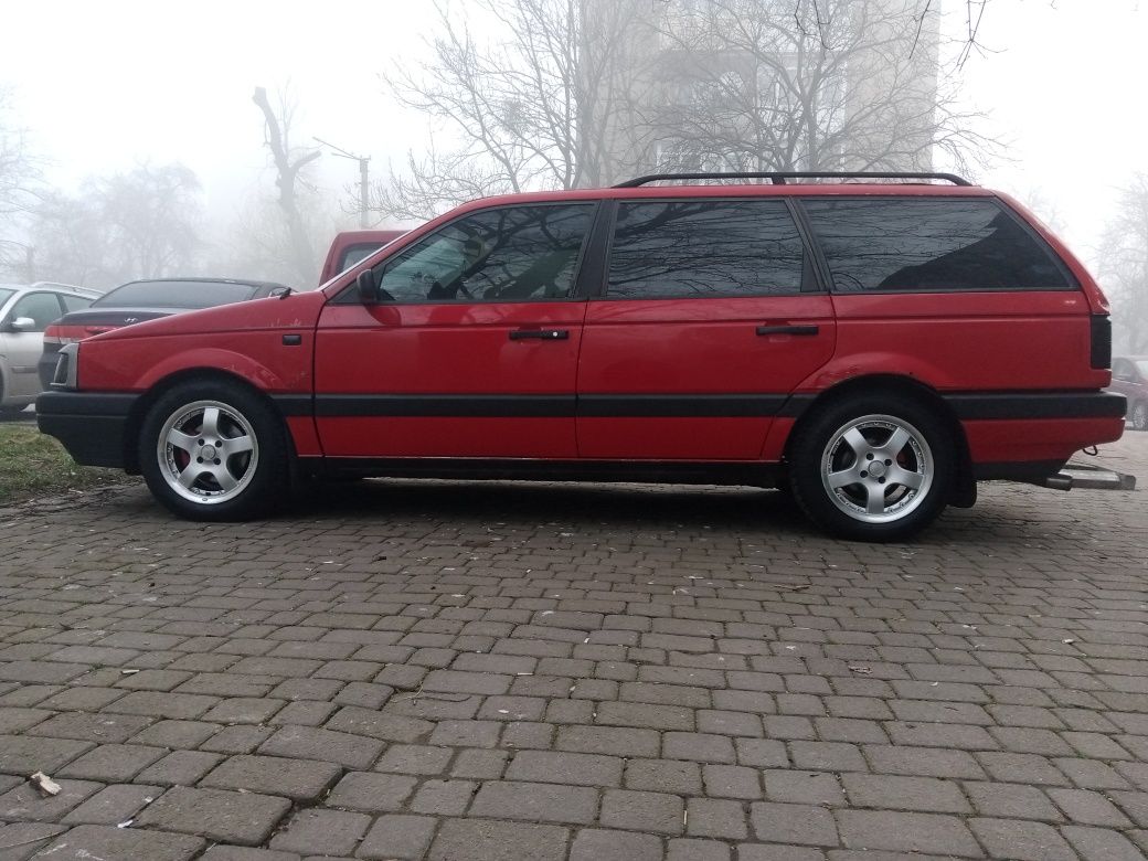 Продам Passat b3 1.8