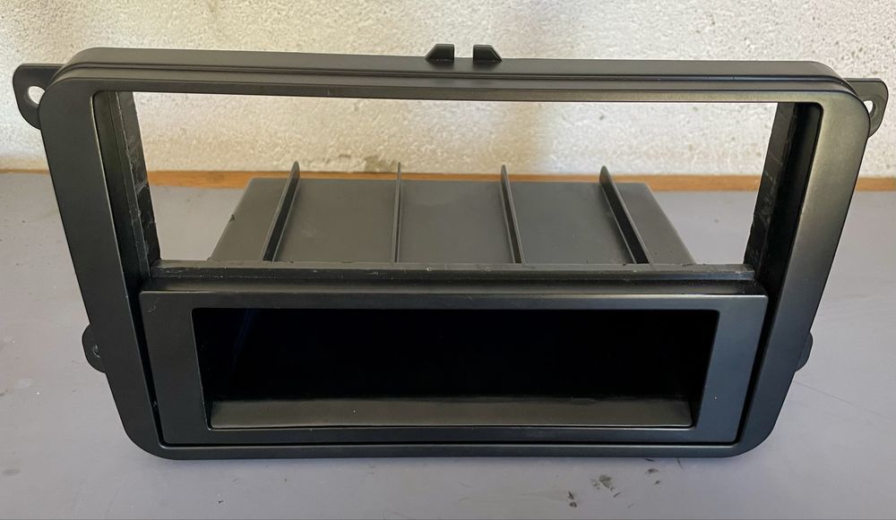 Перехідна рамка полка VW Skoda групи Wag