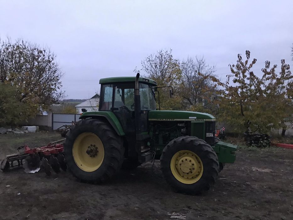 Продам трактор John Deere 7800
