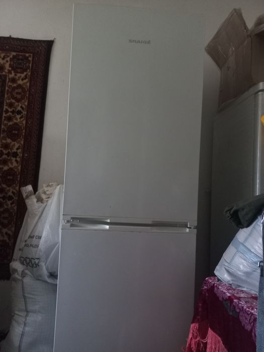Холодильник snaige