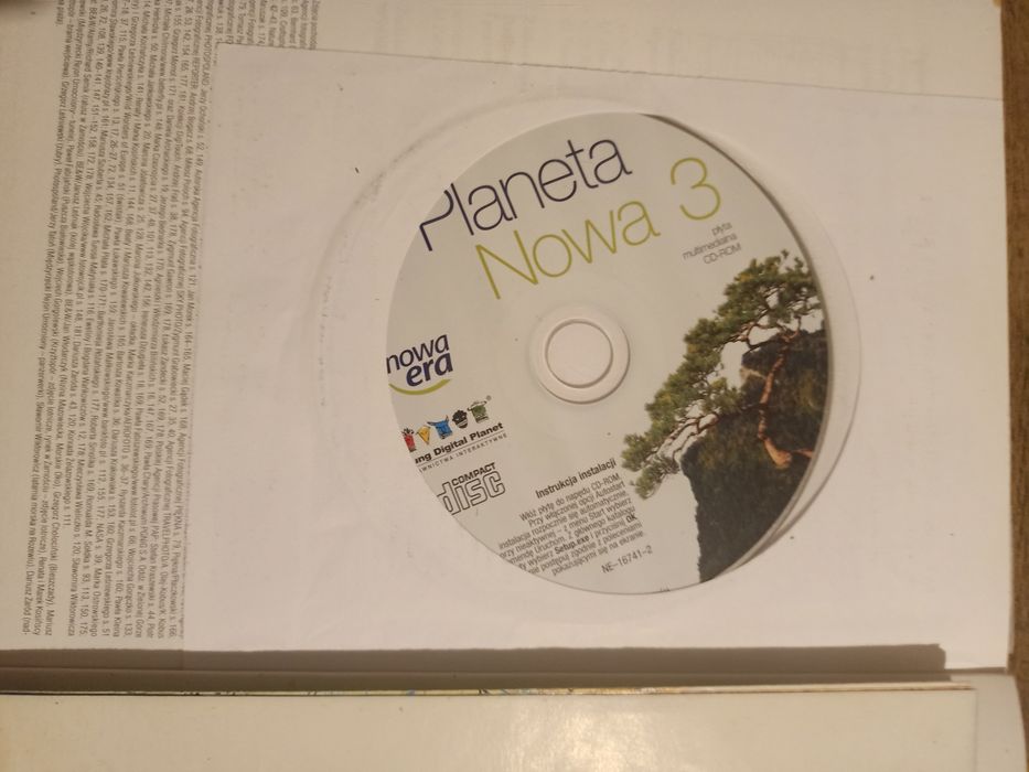 Planeta Nowa podręcznik do geografii dla klasy 3 gimnazjum. Polecam