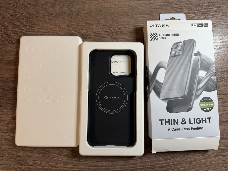 Оригінальний чохол pitaka на Iphone 15 proMax