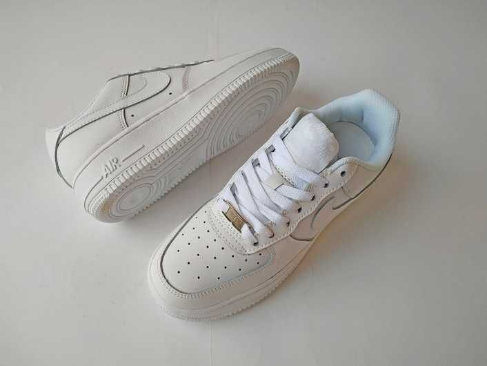 Кроссовки женские Nike Air Force Low White