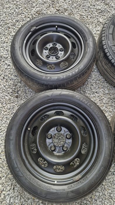 Koła letnie , felgi stalowe z oponami 5x120 bmw 16 et 33  205/55/16