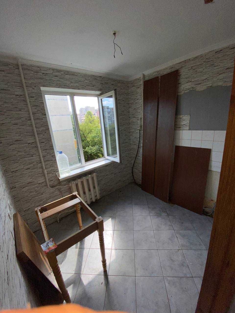 Продається 2-кімнатна місто Київ, вул. Булгакова, 5 – 43 000 у.е.